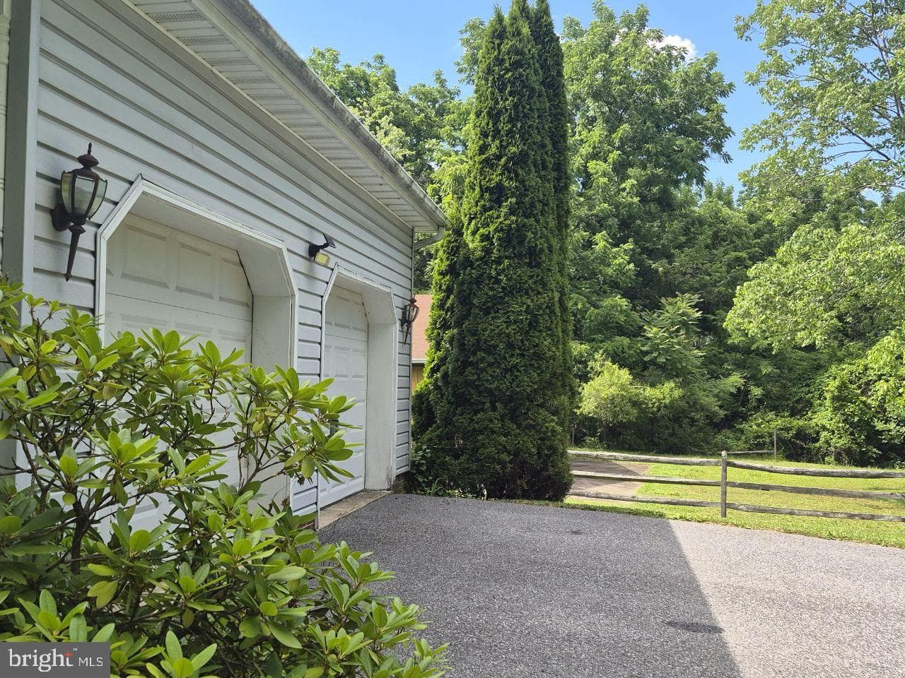 212 New Avenue photo 53