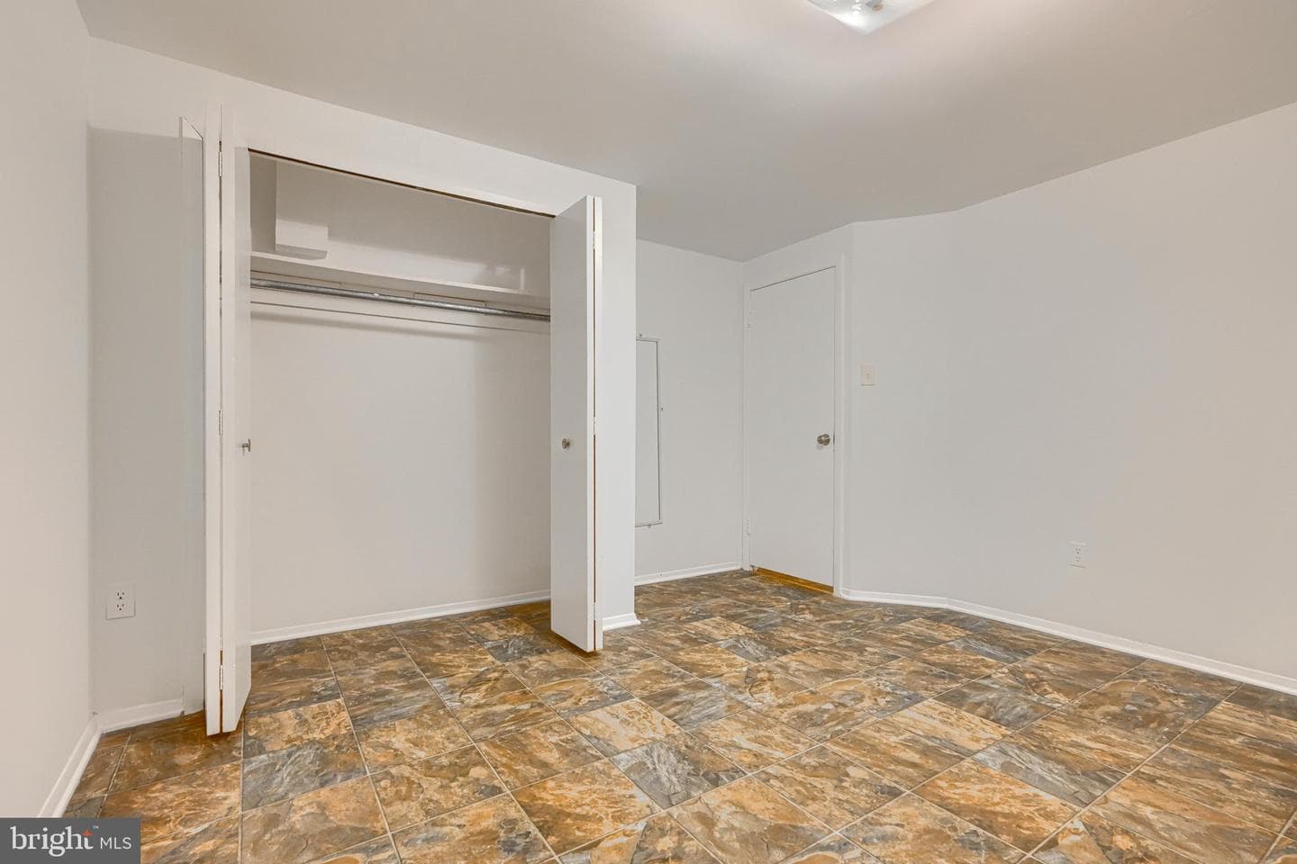 95 Blondell Court photo 46