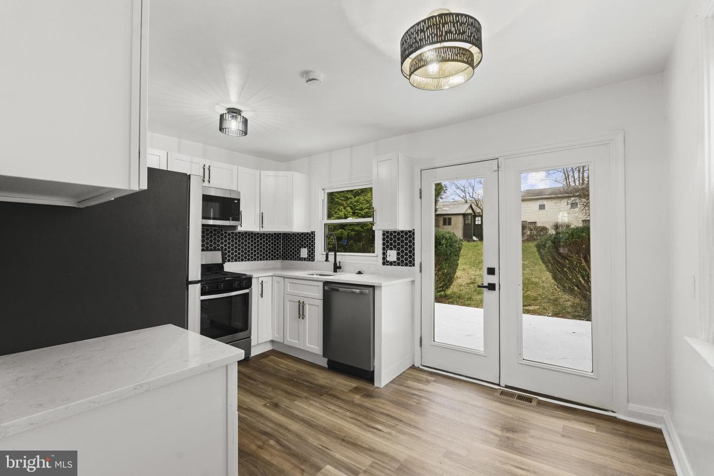 1911 Kernan Drive photo 11
