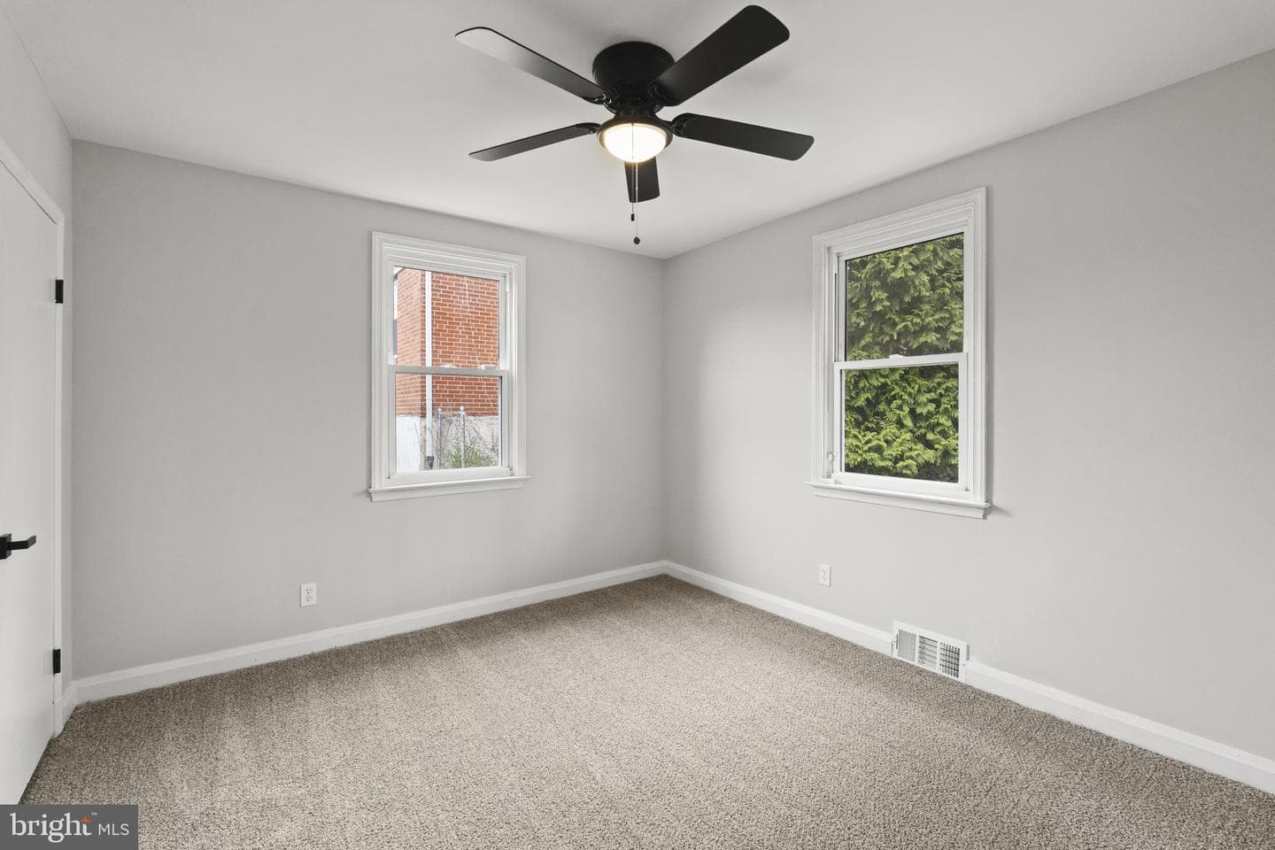 1911 Kernan Drive photo 16