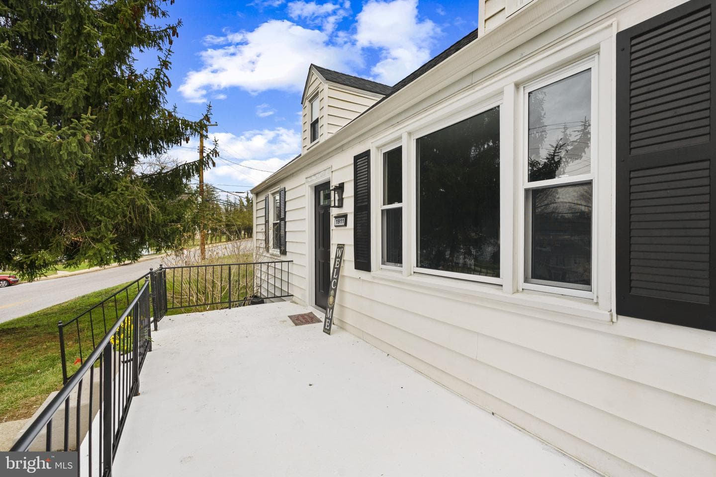 1911 Kernan Drive photo 6
