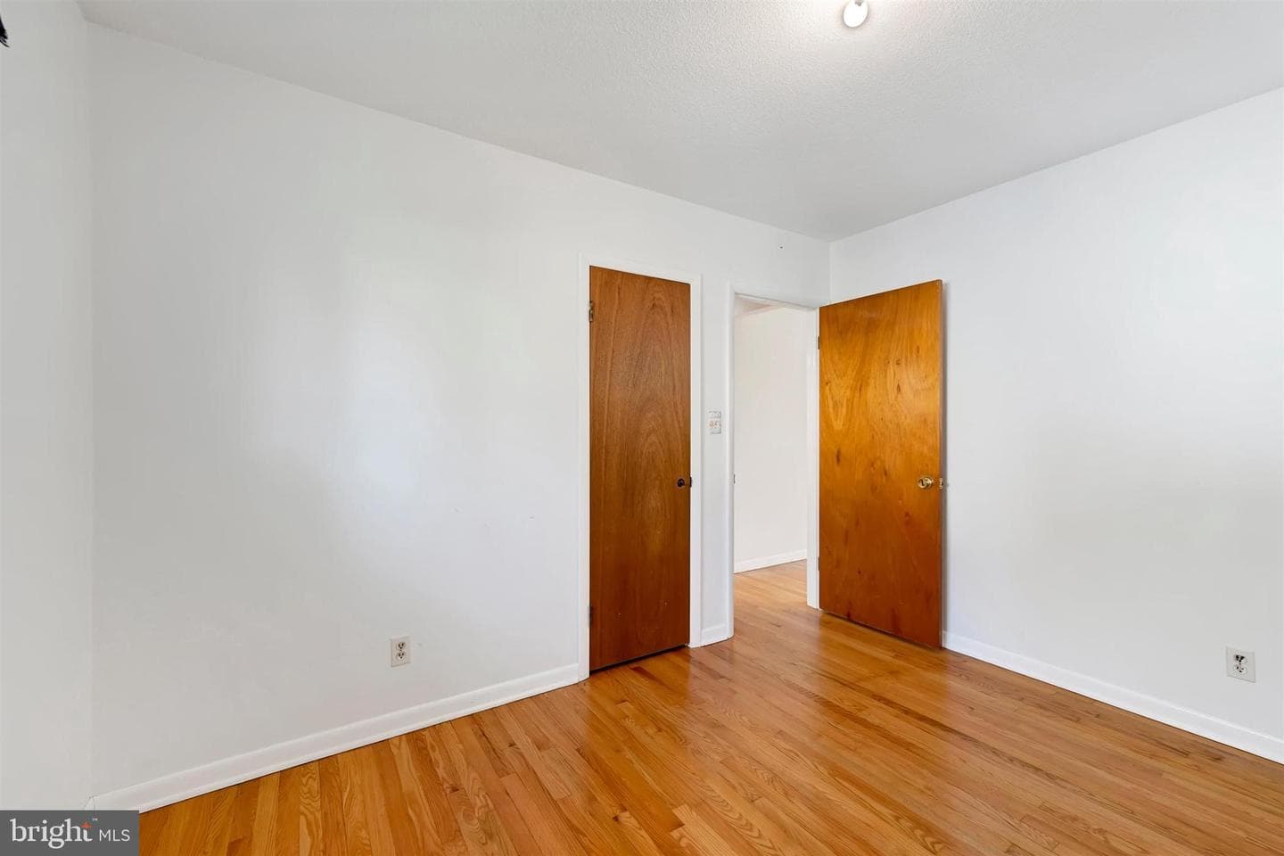 2926 Knoll Acres Drive photo 20