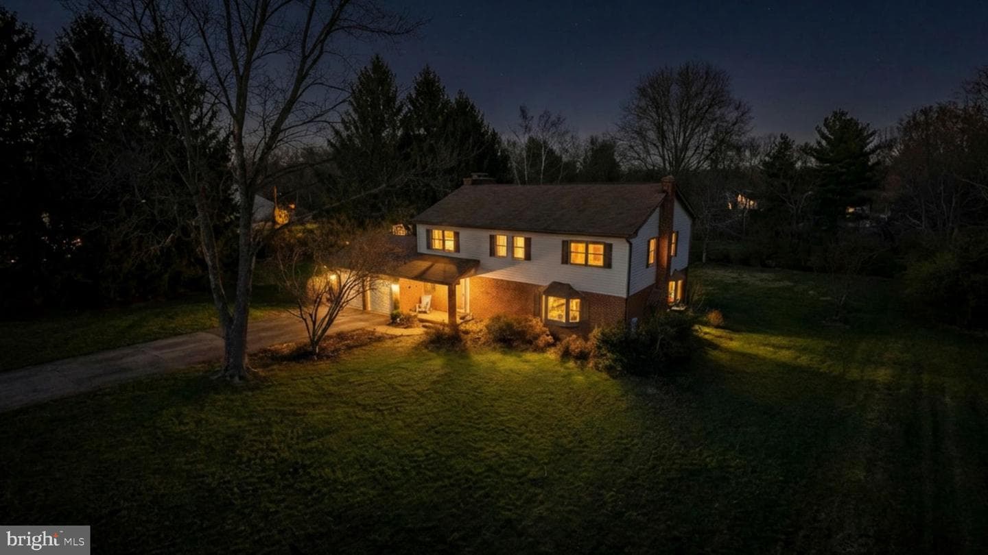 14017 Manor Road photo 3