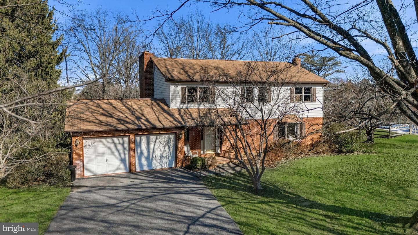 14017 Manor Road photo 4