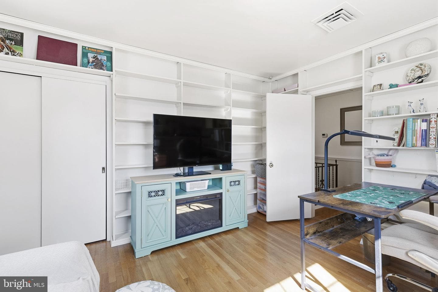 1 Glenluce Court photo 25