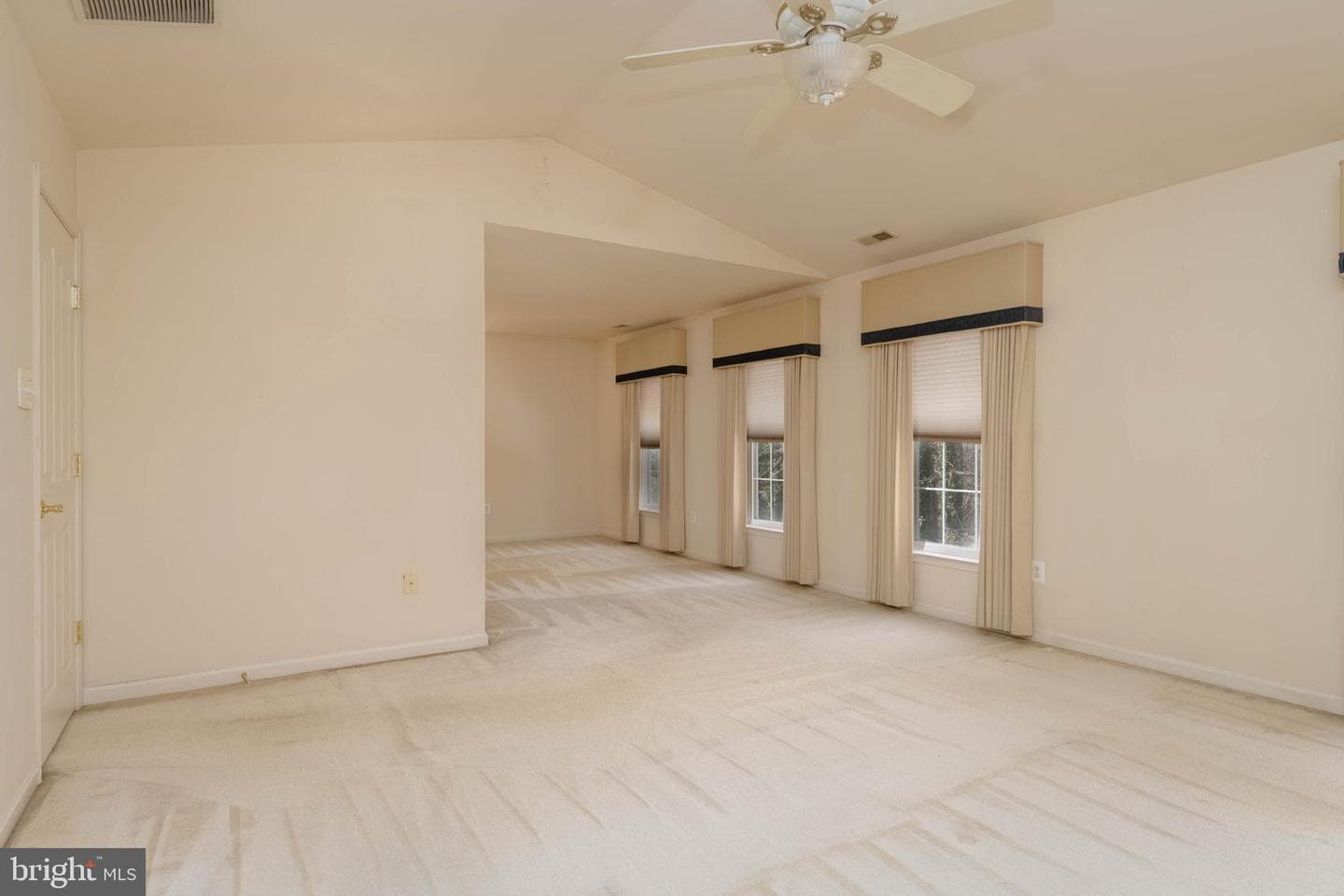 9102 Wise Avenue Extension photo 16