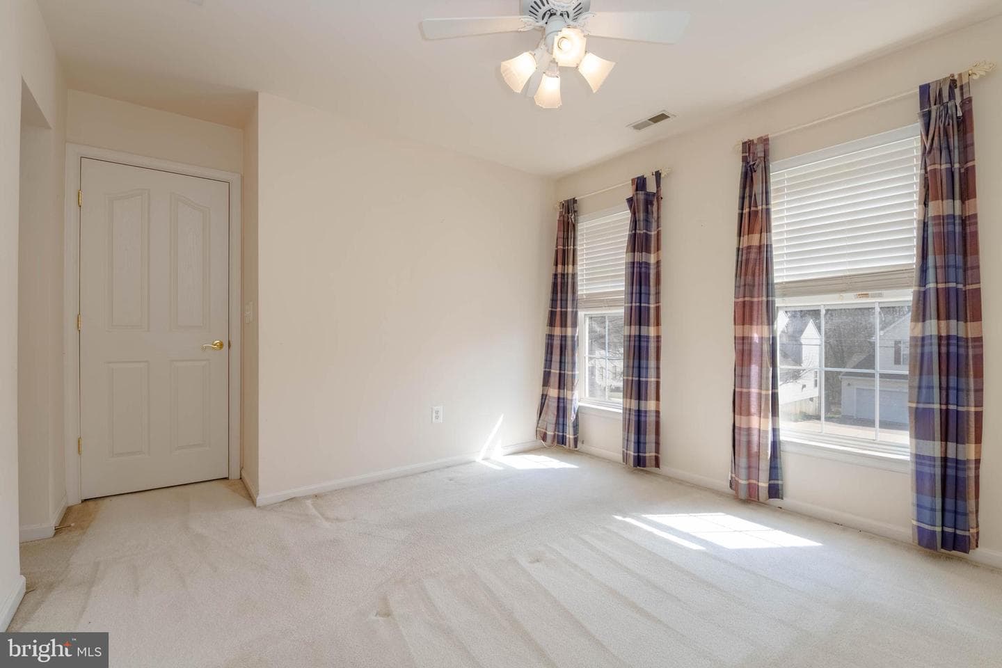 9102 Wise Avenue Extension photo 20
