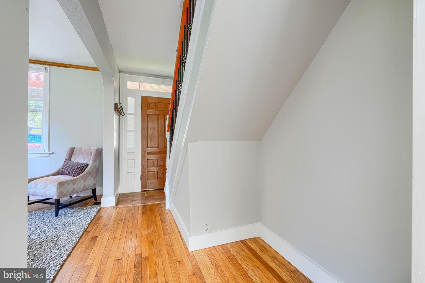 1723 W Joppa Road photo 13