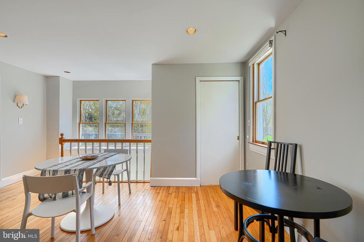 1723 W Joppa Road photo 16