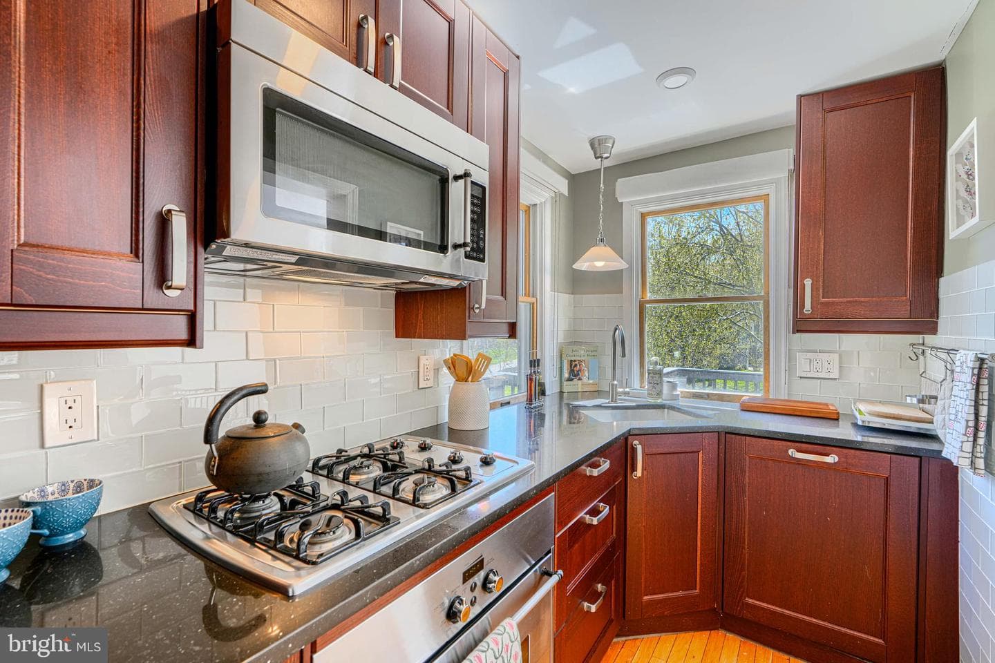 1723 W Joppa Road photo 24