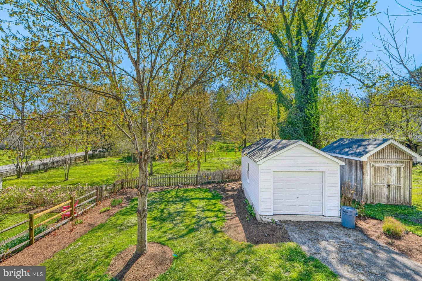 1723 W Joppa Road photo 45