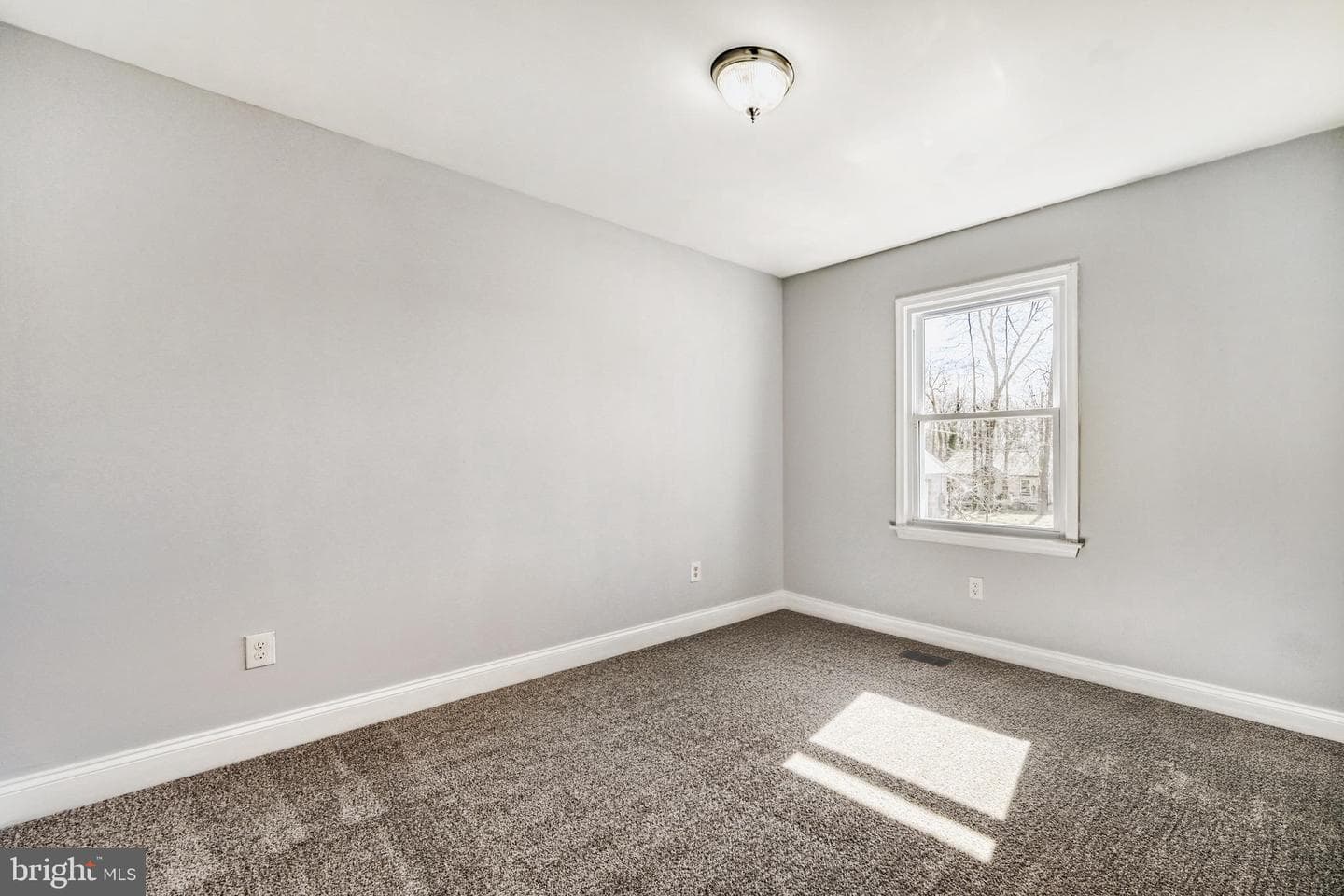7803 Riverdale Avenue photo 19