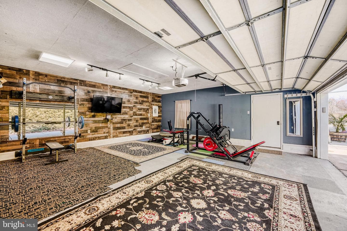 7803 Riverdale Avenue photo 34