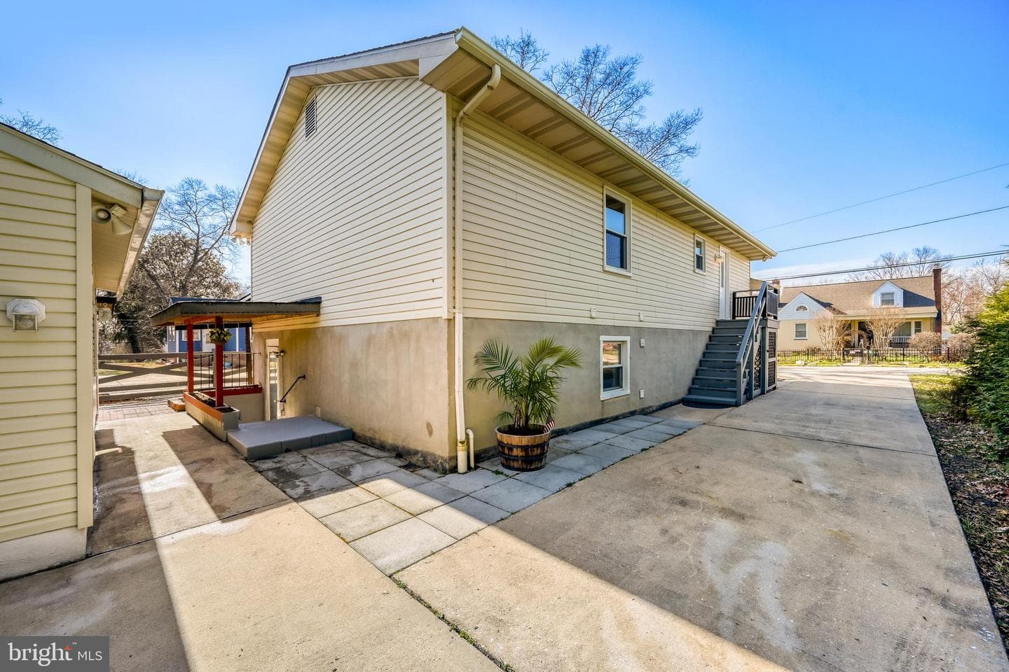 7803 Riverdale Avenue photo 37