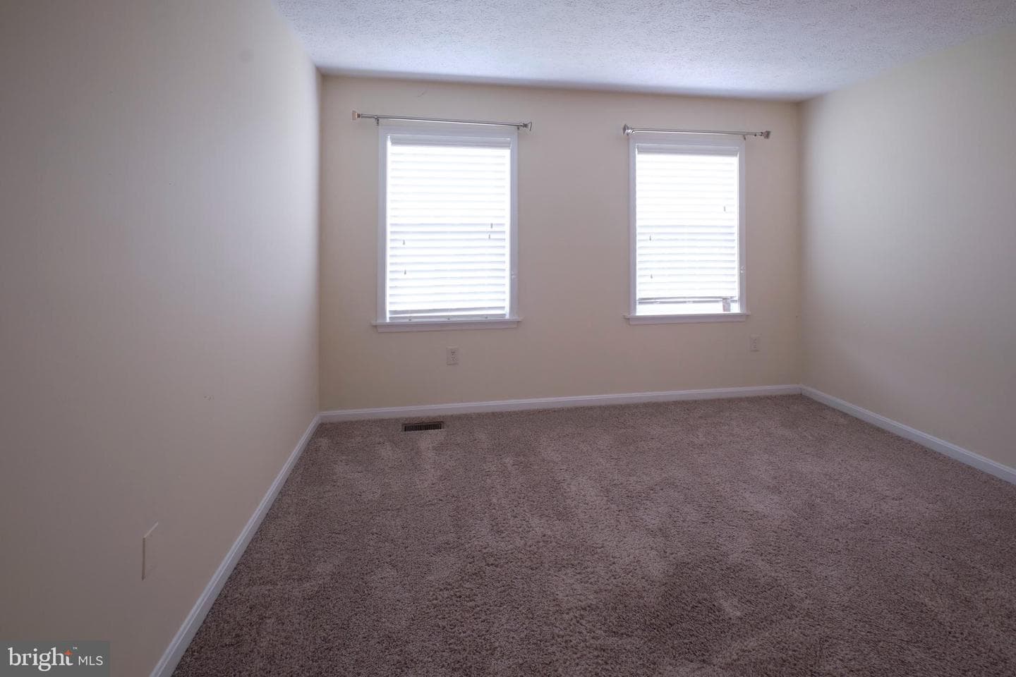 9046 Naygall Road photo 17