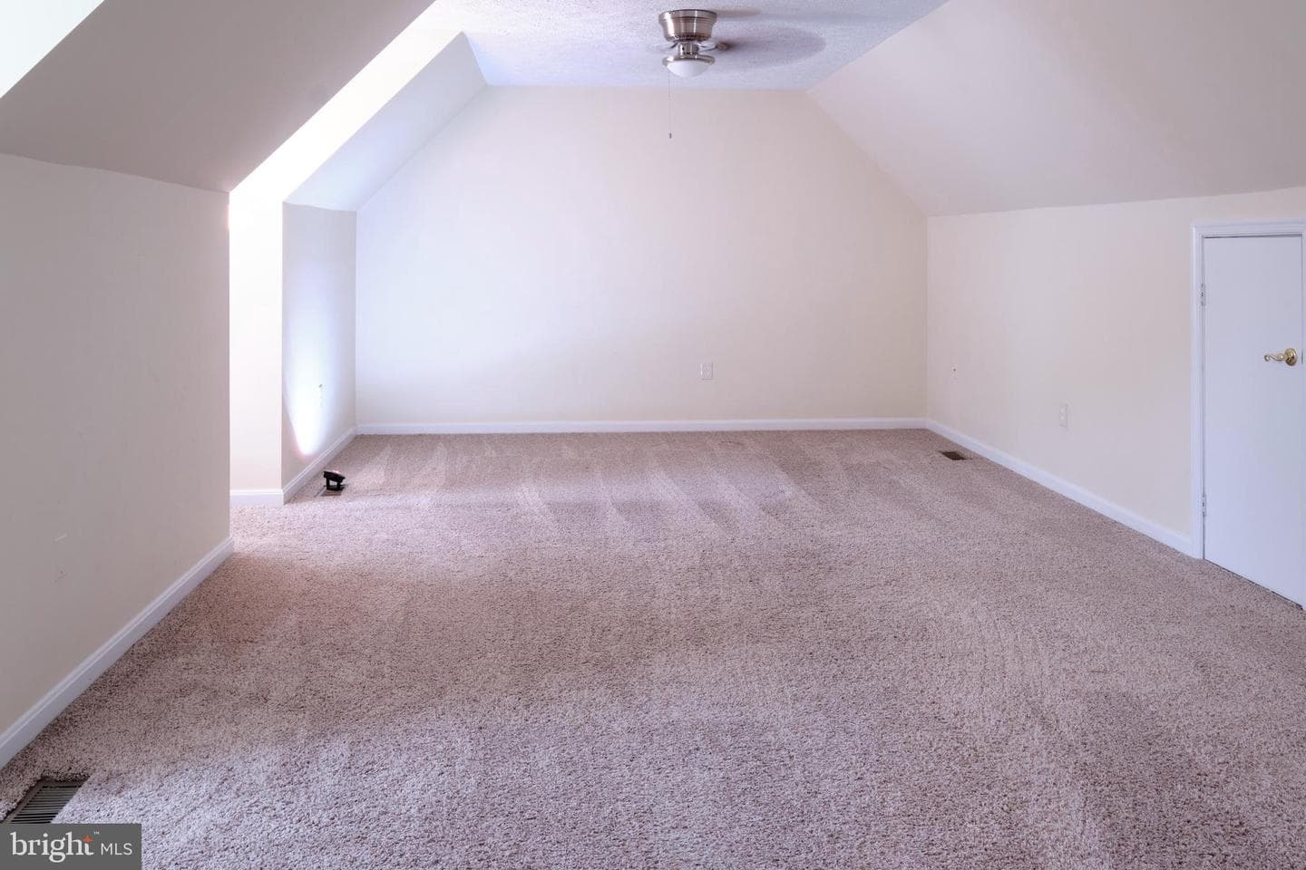 9046 Naygall Road photo 23