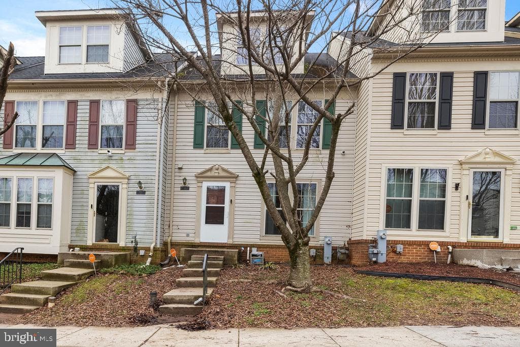 9823 Sherwood Farm Road photo 3