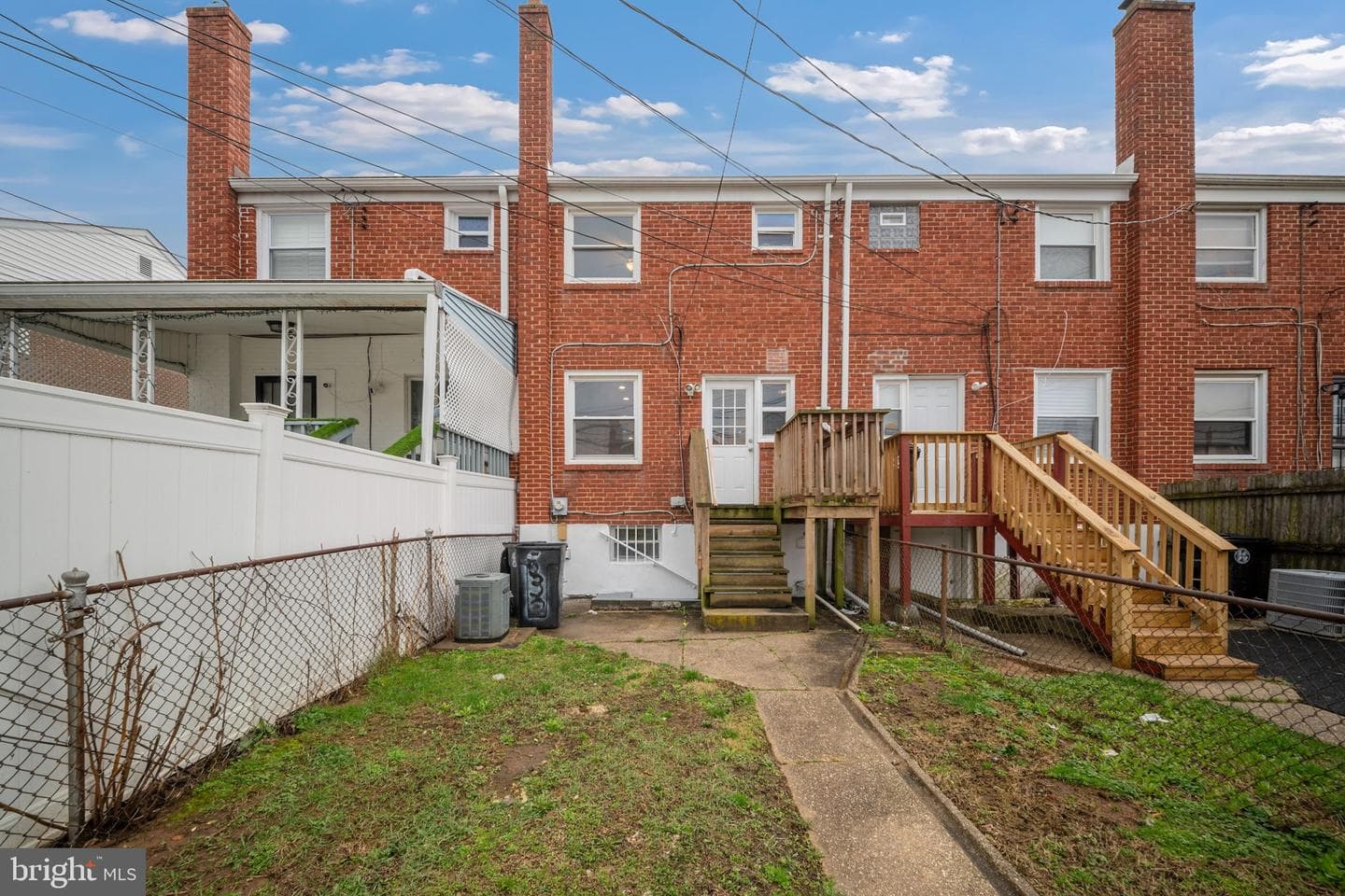 834 N Marlyn Avenue photo 32