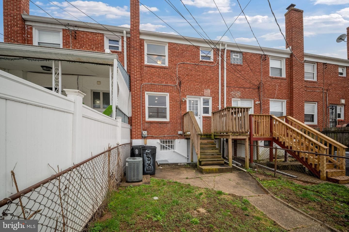 834 N Marlyn Avenue photo 33