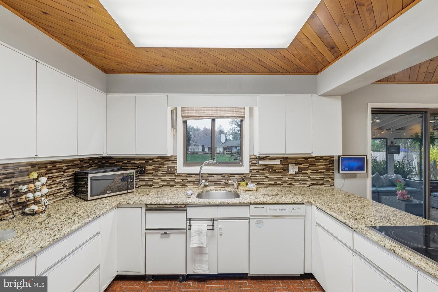 3413 Englemeade Road photo 15