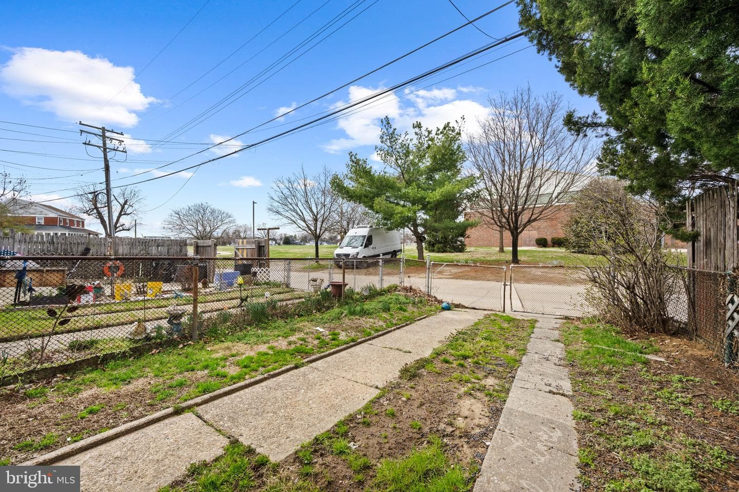 2012 Jasmine Road photo 23