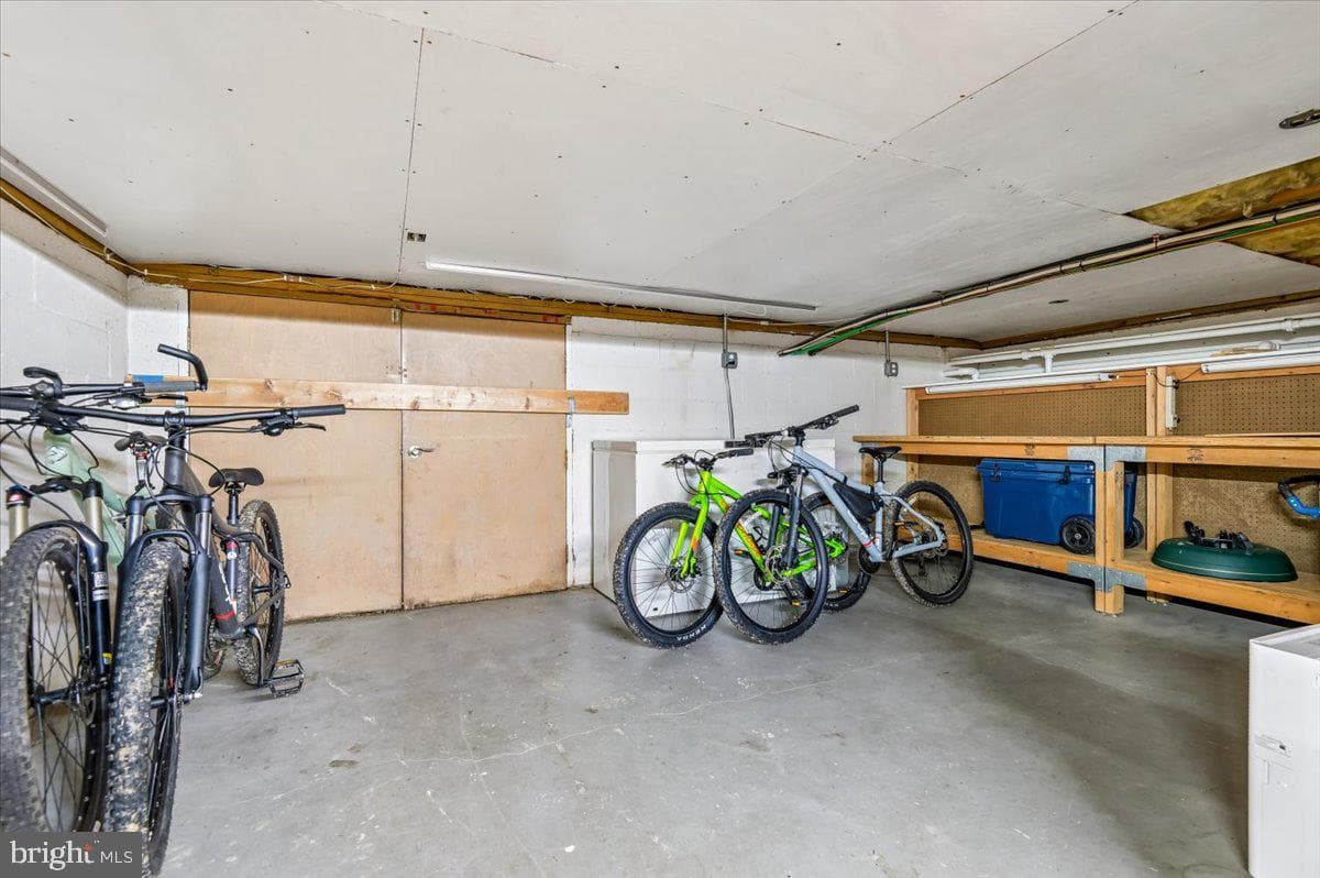 308 W Wind Road photo 60