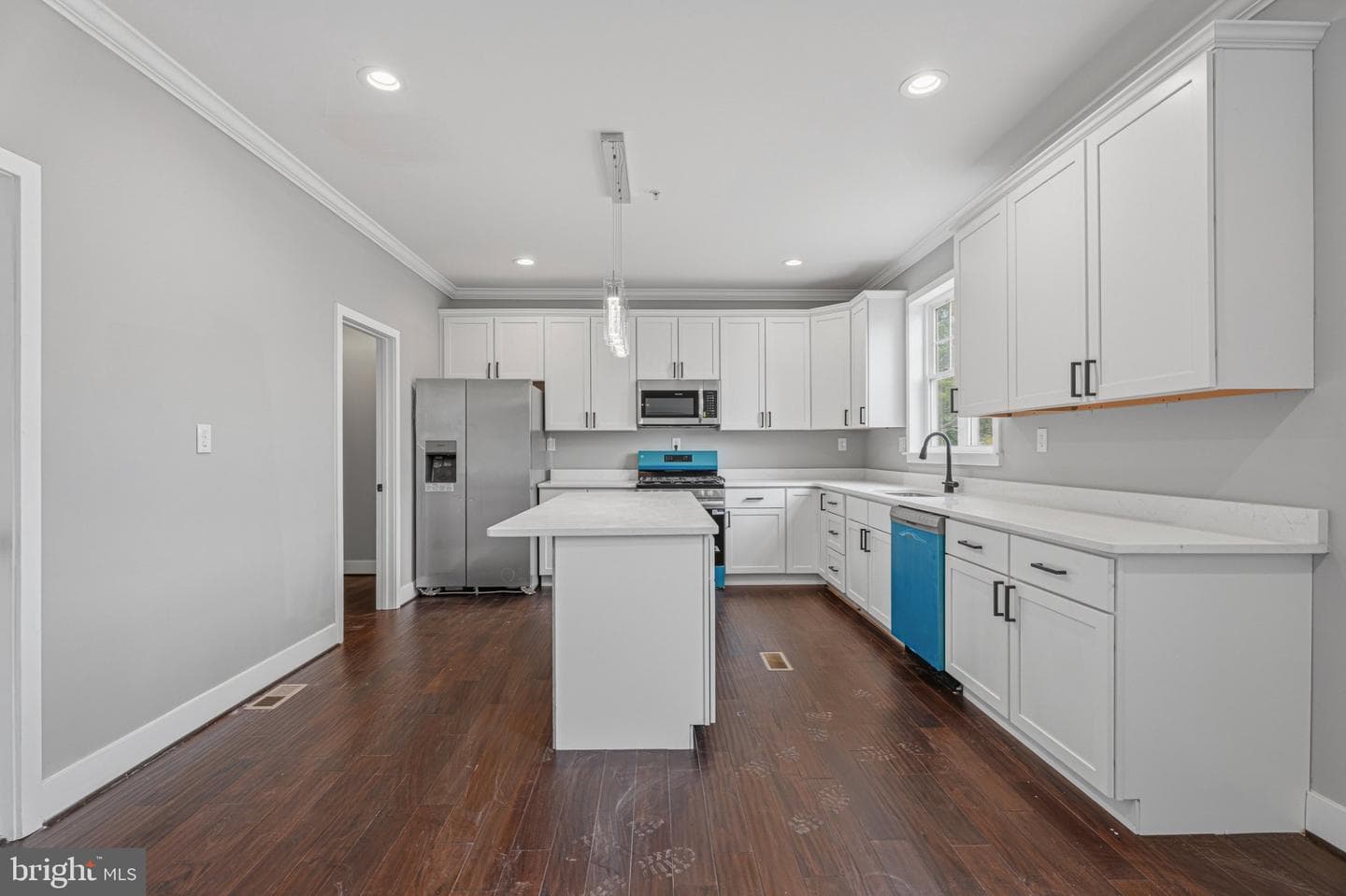 4100 Taylor Avenue photo 14
