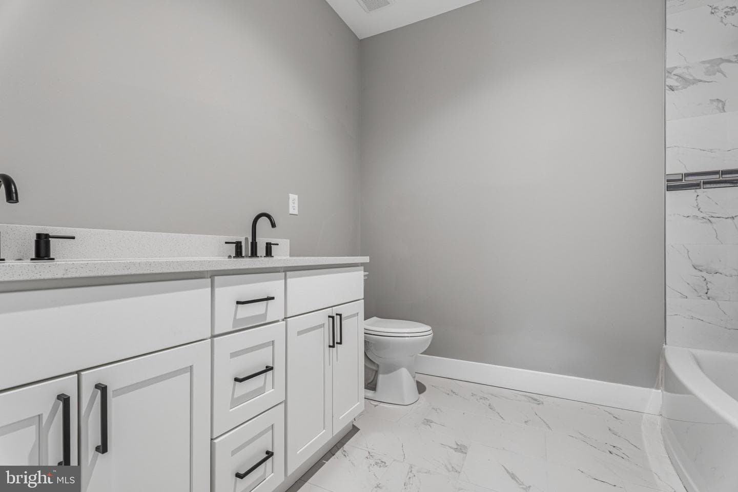4100 Taylor Avenue photo 42