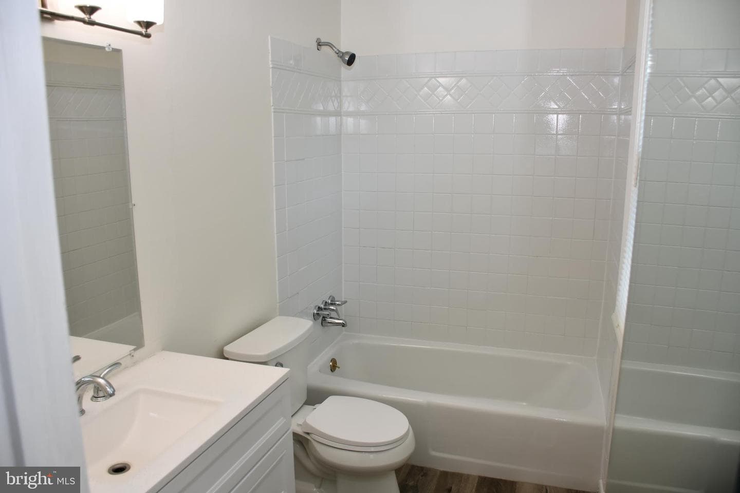 9 Rainbow Court photo 35