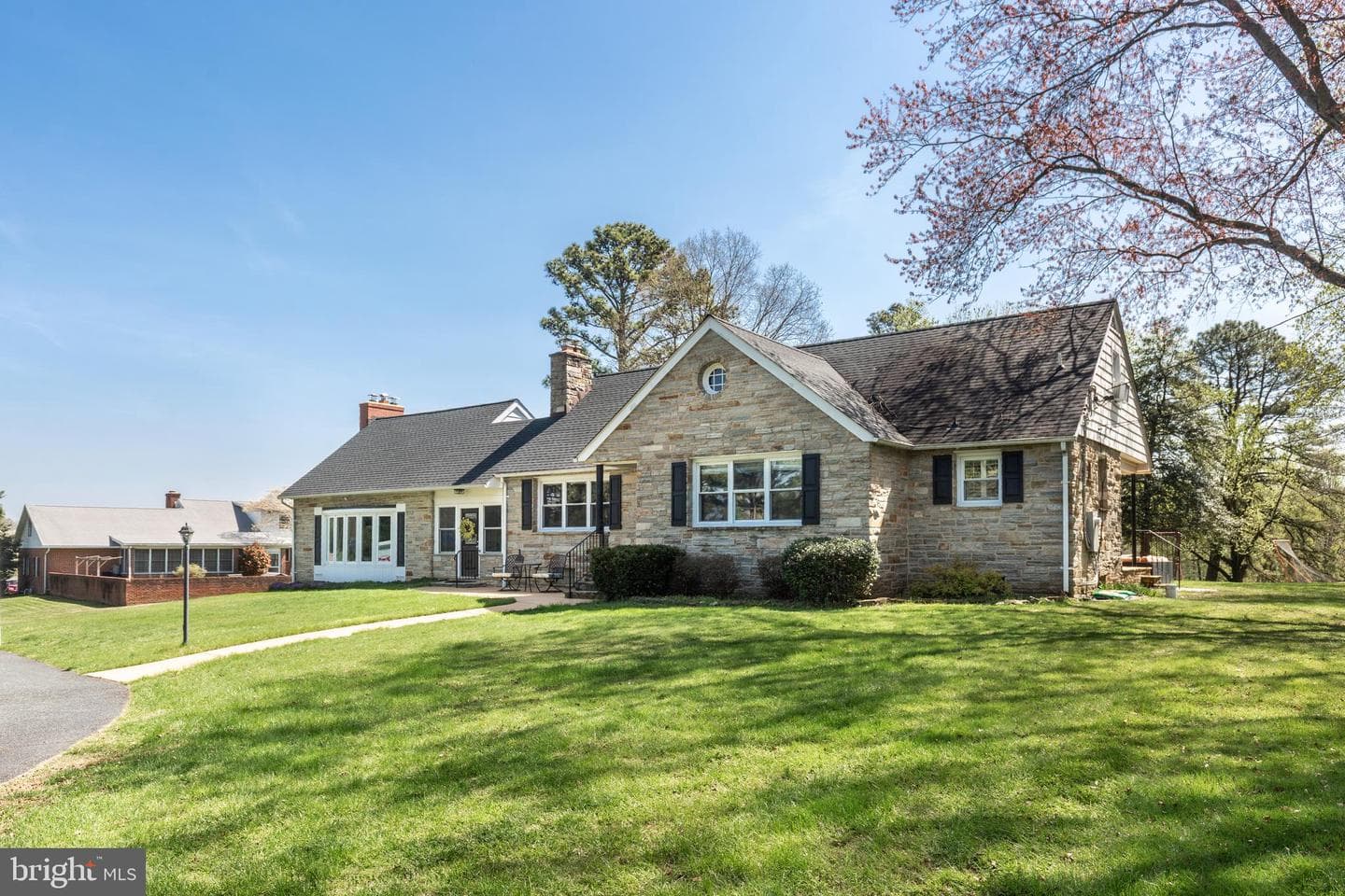 11501 Cedar Lane photo 3
