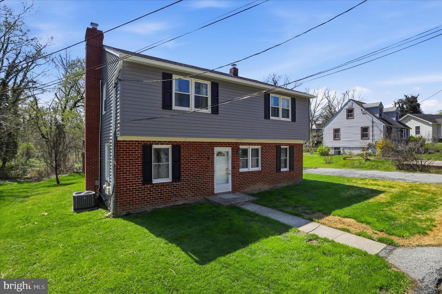 3007 Edwards Avenue photo 3
