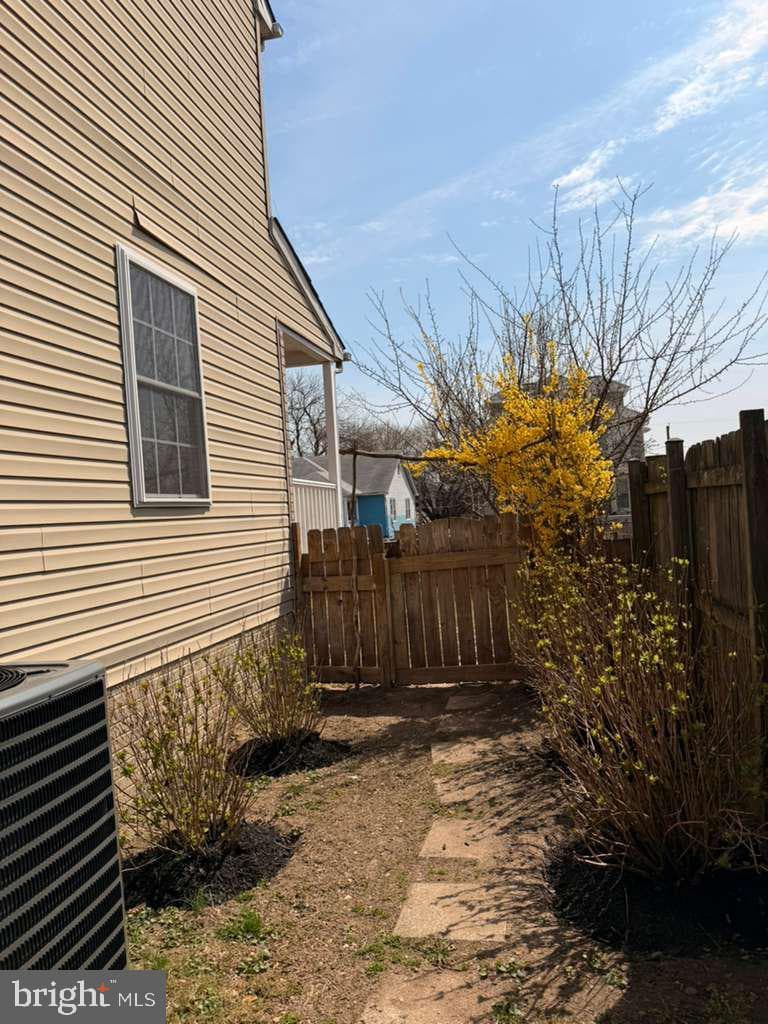 6750 Railway Avenue photo 19