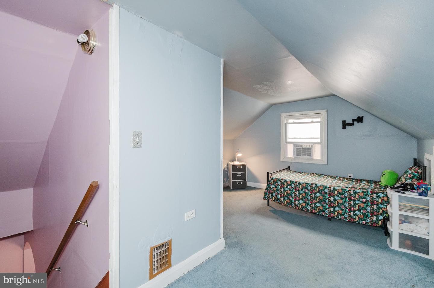 94 Avalon Avenue photo 32