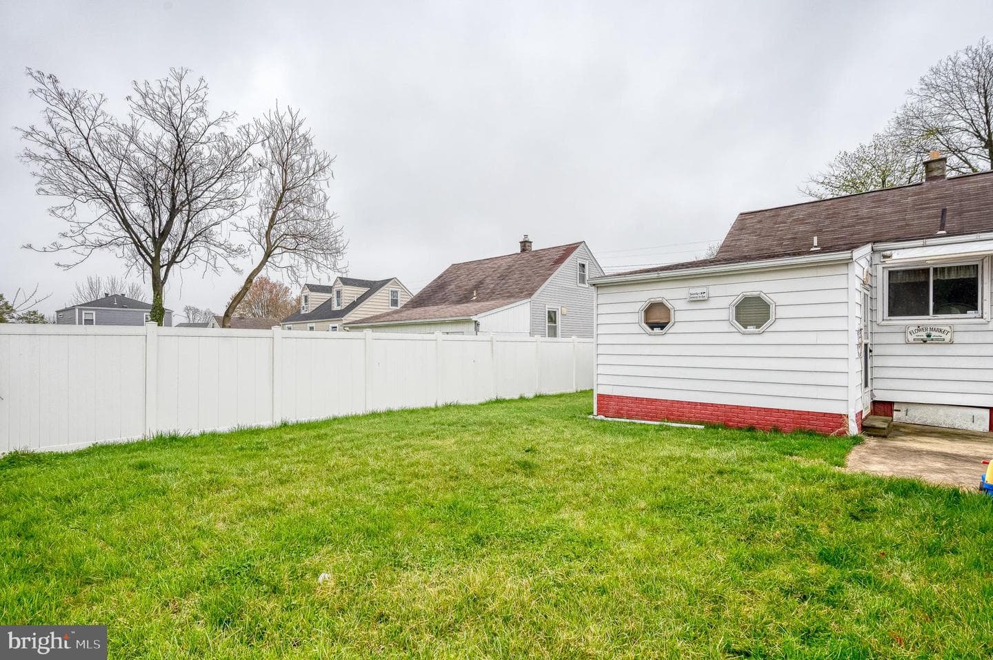 94 Avalon Avenue photo 57