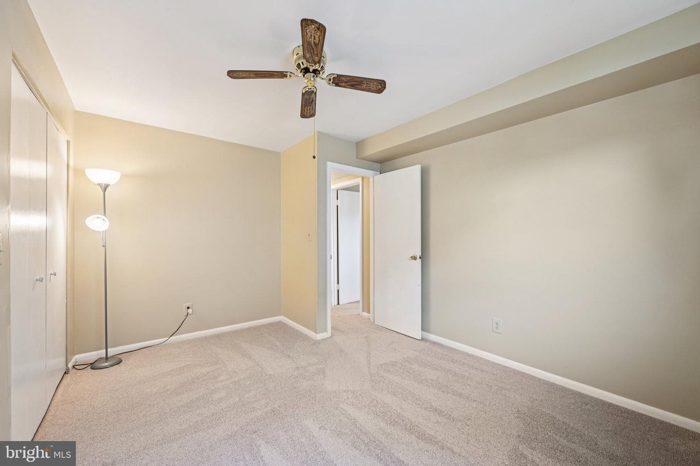 7 Warren Lodge Court #1-C photo 19