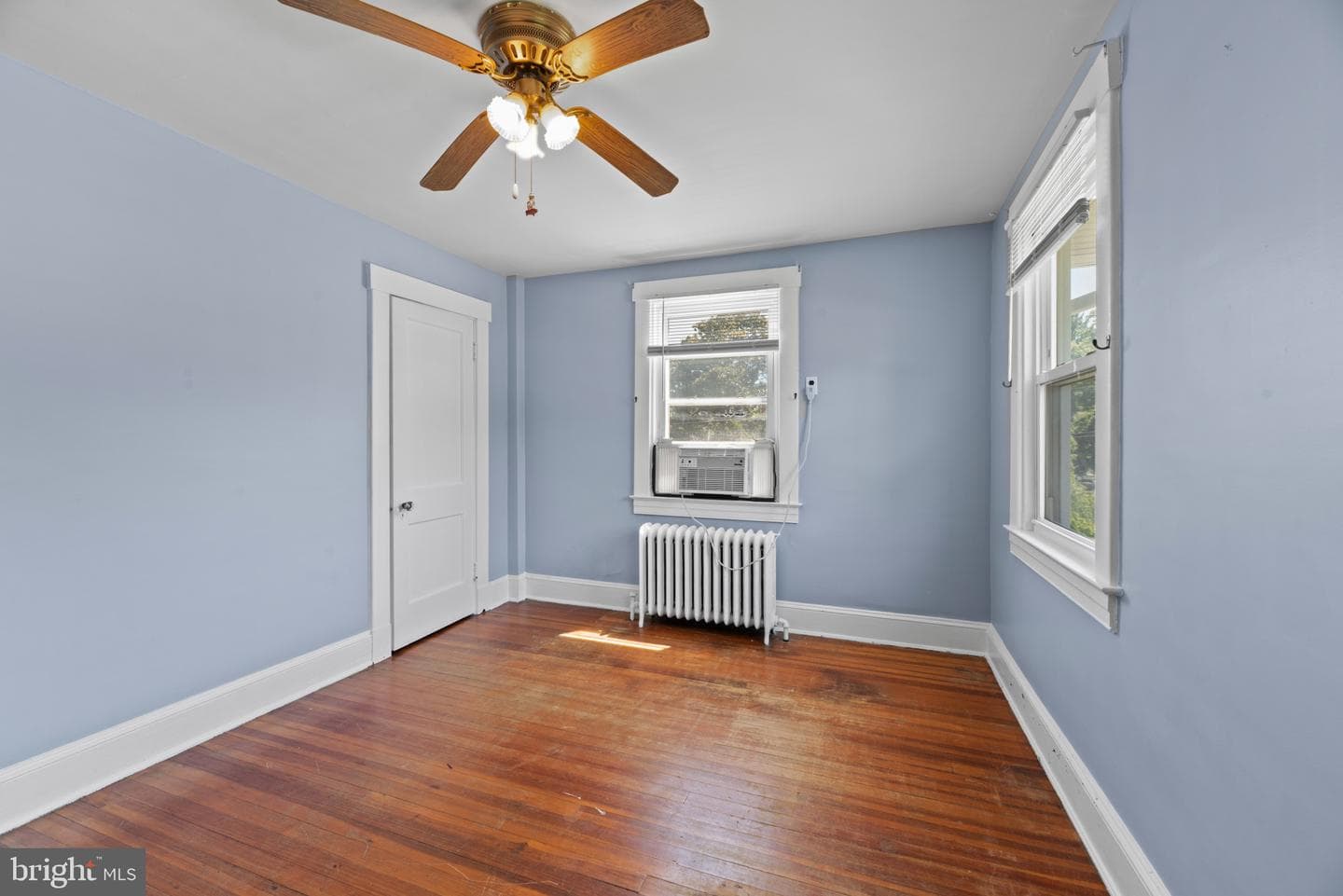 115 Hilton Avenue photo 19