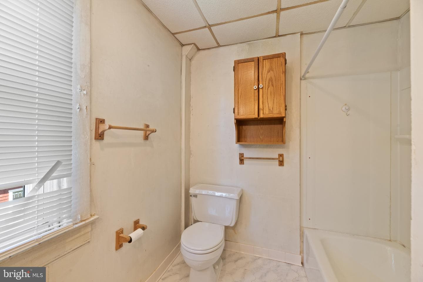 115 Hilton Avenue photo 25