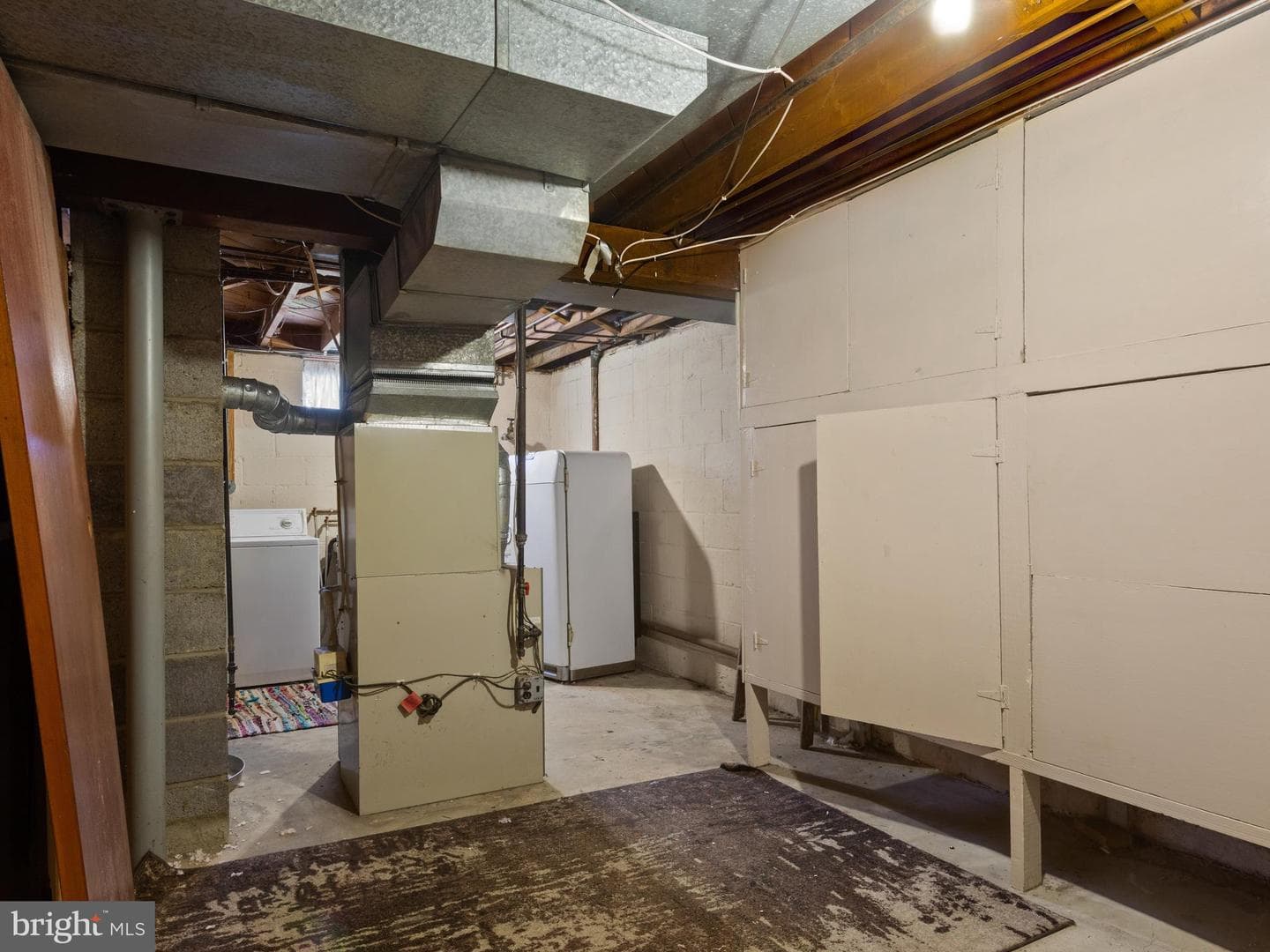 2825 Erie Avenue photo 28