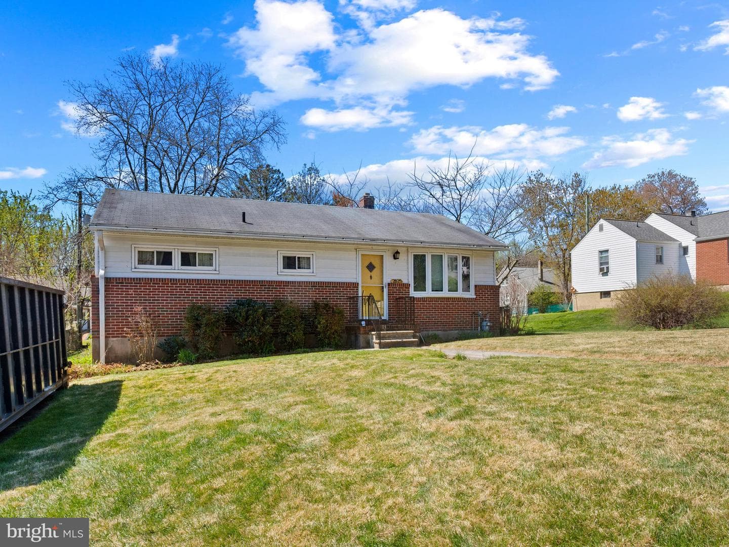 2825 Erie Avenue photo 3