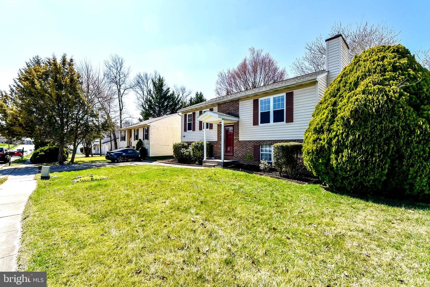 5522 Mccormick Avenue photo 2