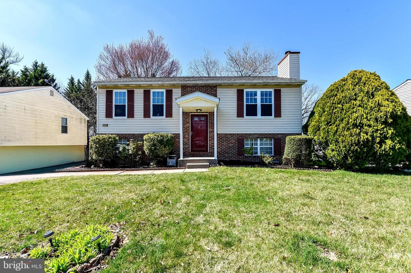 5522 Mccormick Avenue photo 3