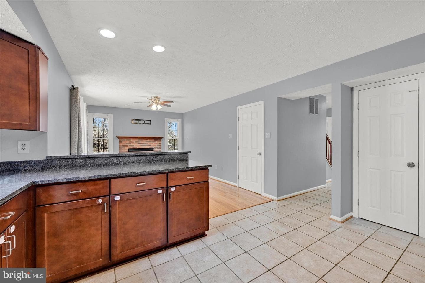 9318 Hines Estates Drive photo 10