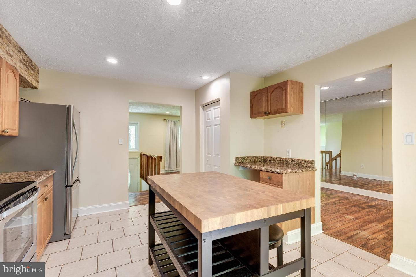 12360 Greenspring Avenue photo 12