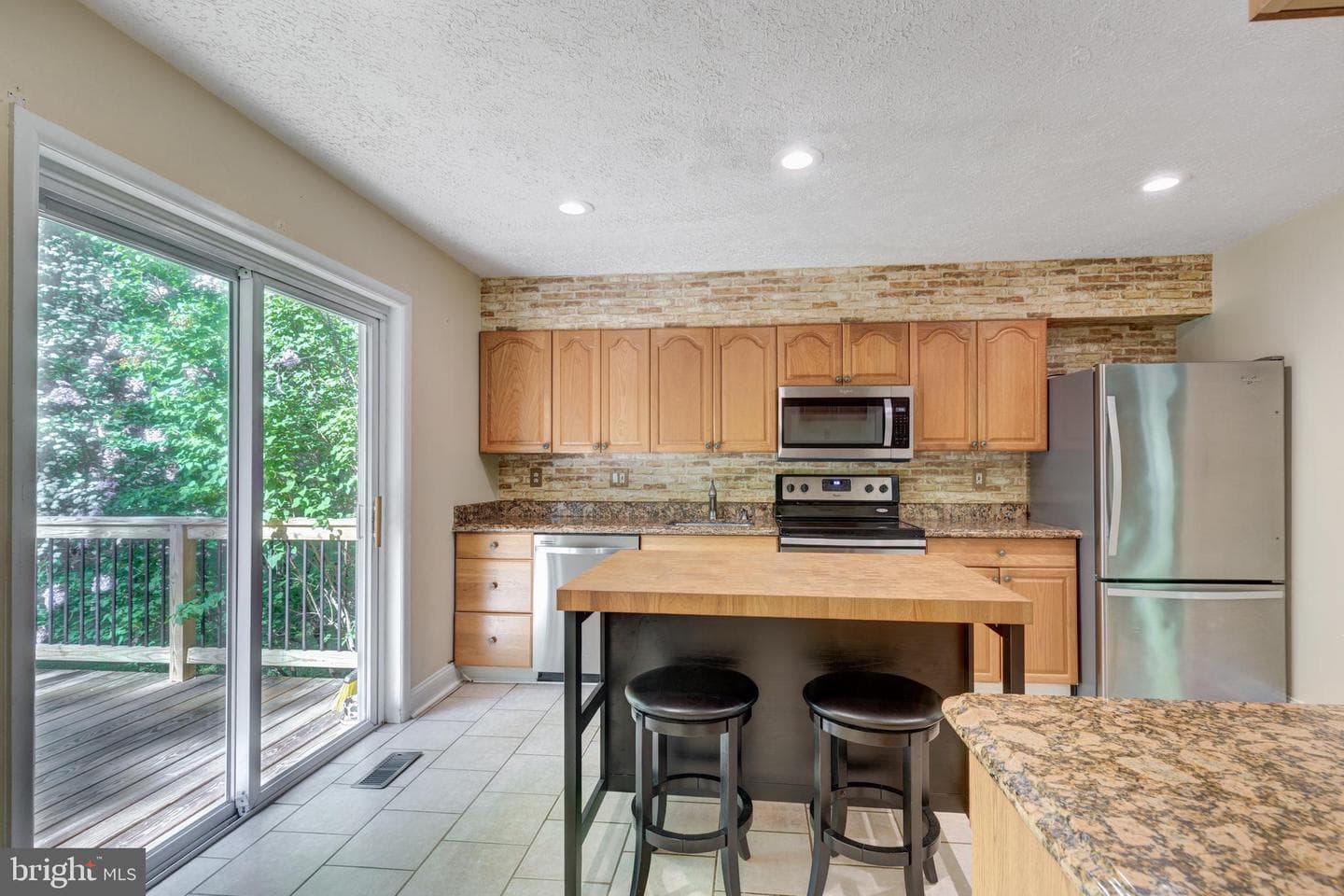 12360 Greenspring Avenue photo 9