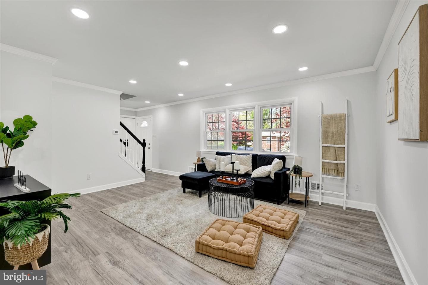 119 Rockrimmon Road photo 3
