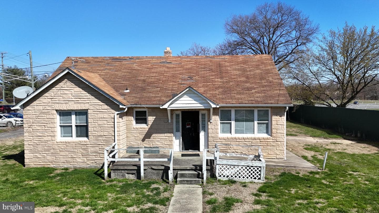 7 Woodland, Middle River