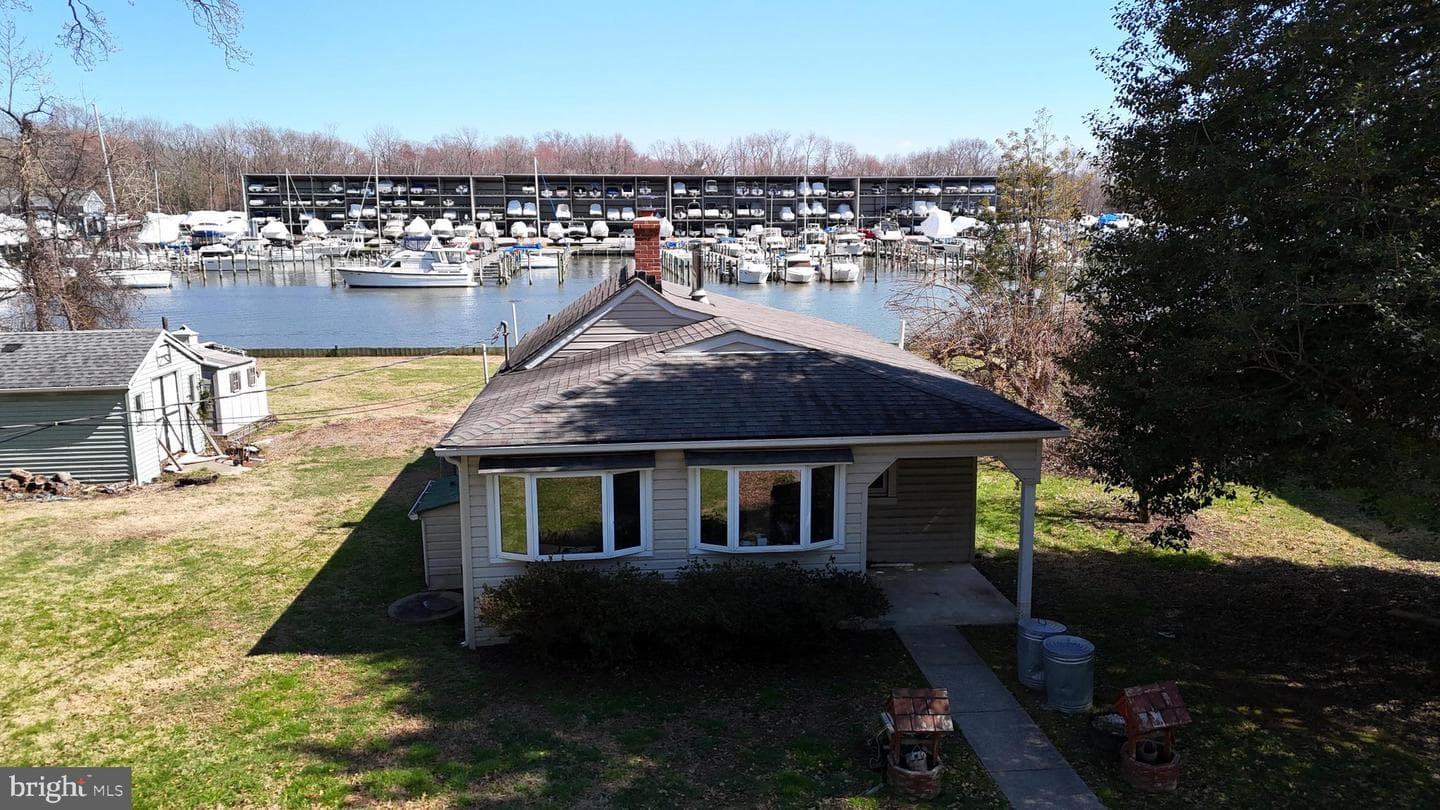 109 Hughes Shore Road photo 3