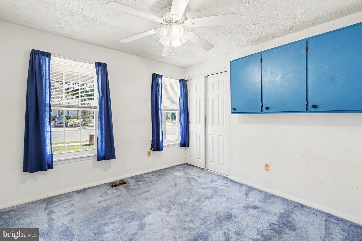 9422 Gunview Road photo 20