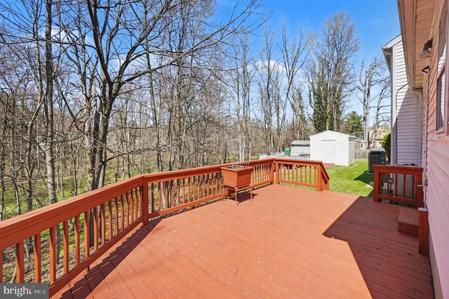 9422 Gunview Road photo 41