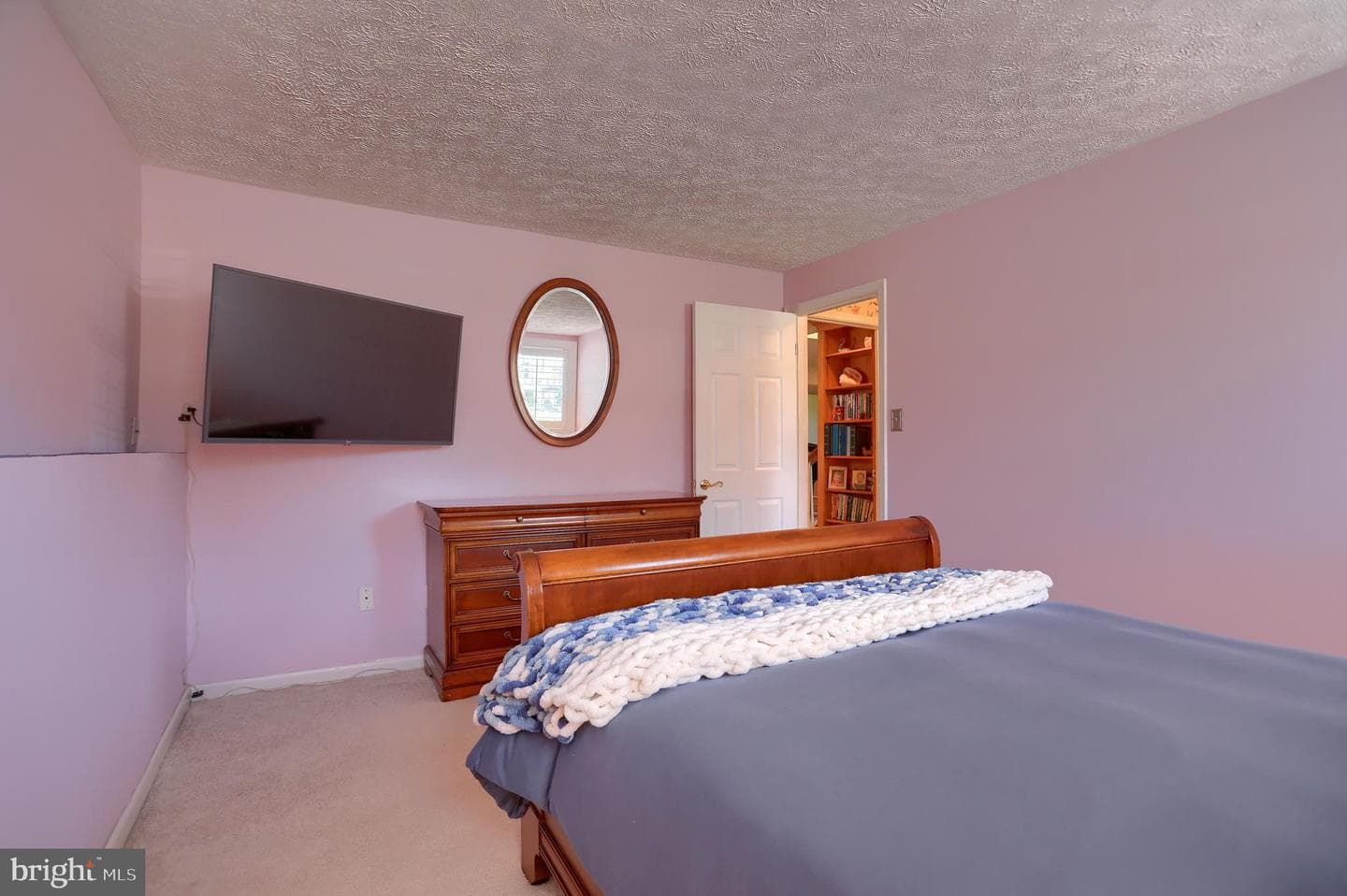 9 Tyburn Court photo 37
